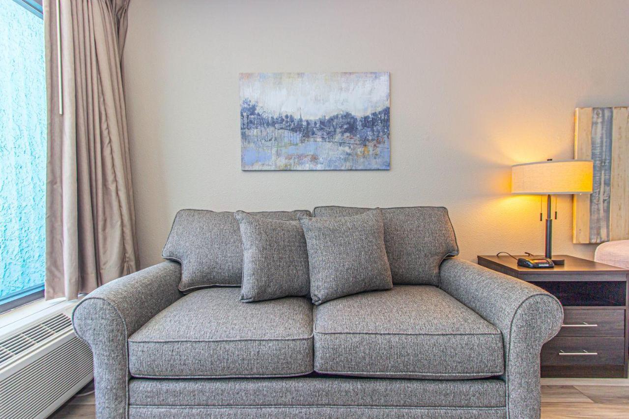 Landmark Resort King Suite Unit 710 Beautifully Updated Sleeps 4 Myrtle Beach Pokój zdjęcie