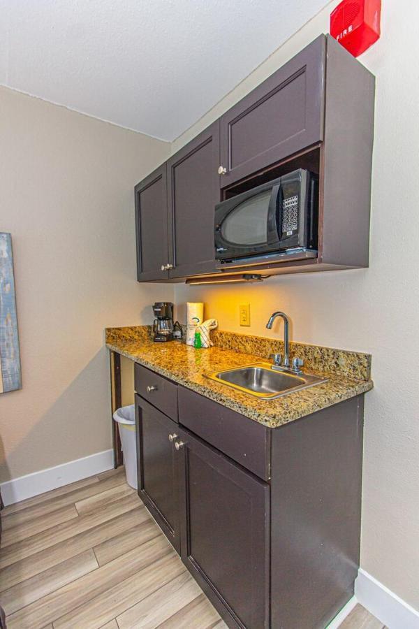 Landmark Resort King Suite Unit 710 Beautifully Updated Sleeps 4 Myrtle Beach Zewnętrze zdjęcie